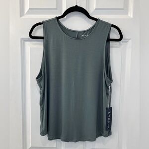 NWT Interval Keyhole Back Gym Tank Size Small Slate Blue $48